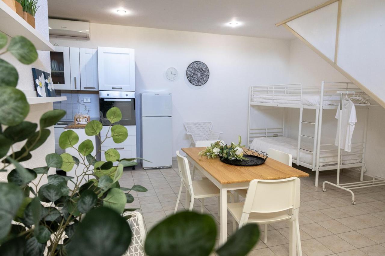 Gli Ulivi Di Gino Bed and Breakfast Sanarica Εξωτερικό φωτογραφία